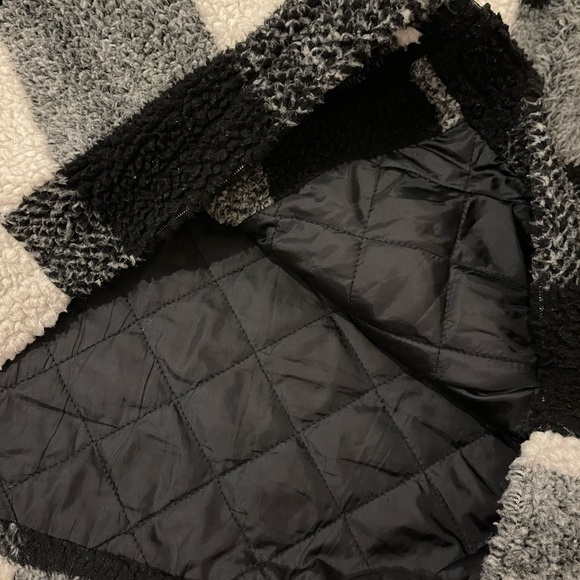 Sherpa Jacket - Picture 3 of 4